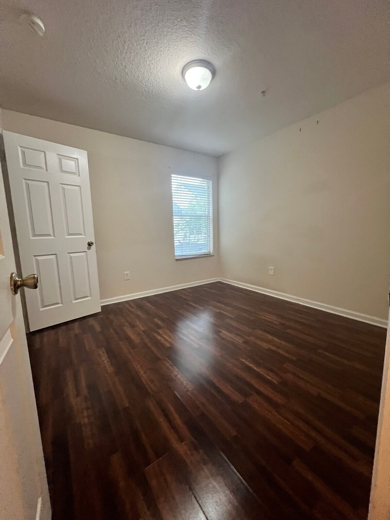 Third Bedroom/ Flex Room - 6058 Twain St
