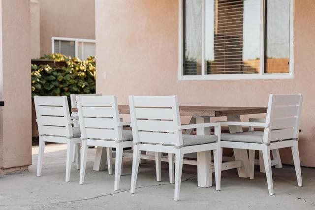 Building Photo - 10517 Corte Jardin Del Mar