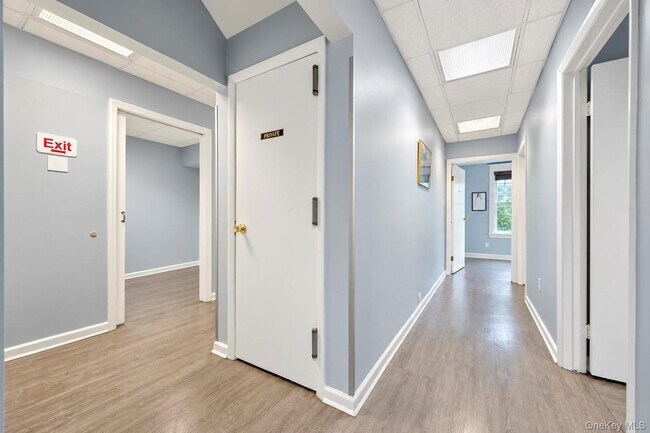 Building Photo - 108 Hempstead Ave