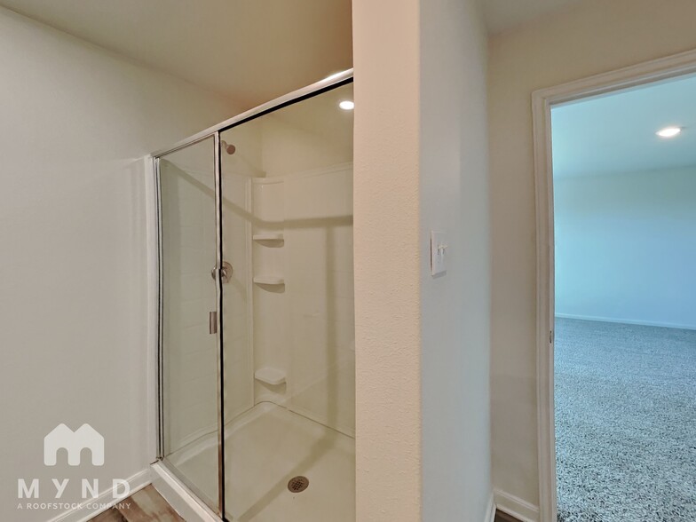 Building Photo - 732 Keeneland Dr