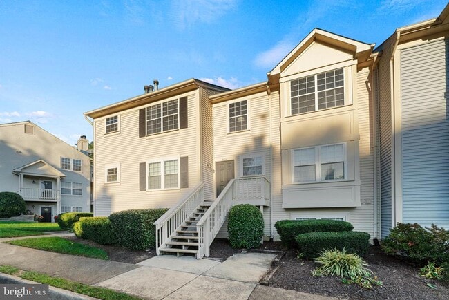 Building Photo - 731 Cedar Crest Dr