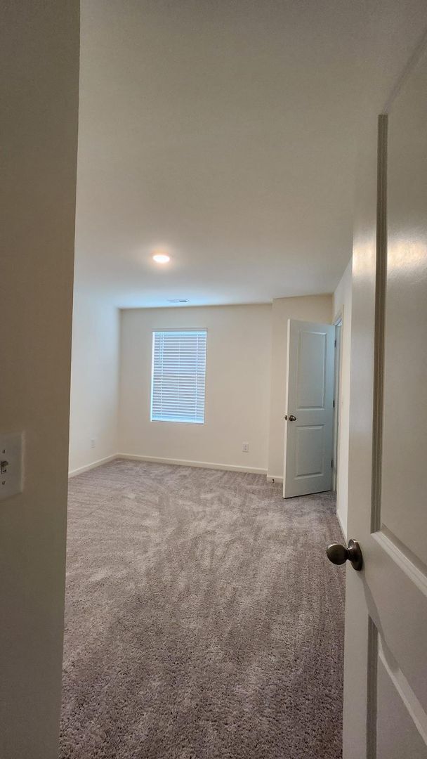Building Photo - 4 Bedroom 2.5 Bathroom NEW Home in Wilson's Walk