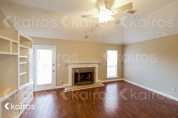Building Photo - 9312 Bristlecone Dr
