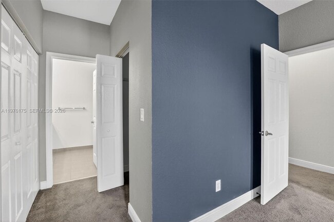 Building Photo - 1036 SW 147th Ave