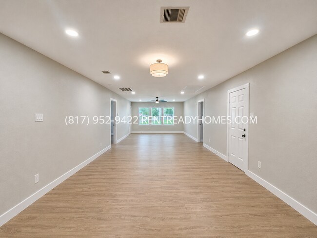 Building Photo - 4919 Dickens Rd