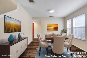 Building Photo - 827 Clover Creek