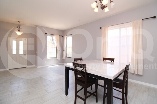 Building Photo - 3834 E Cavalry Ct