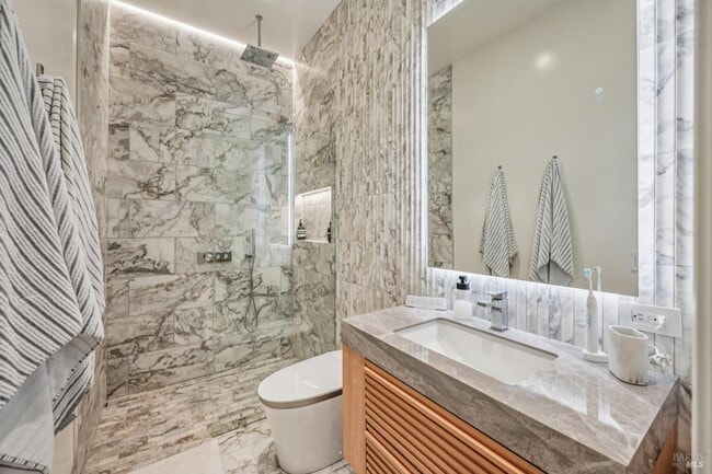 Building Photo - 138 Gilmartin Dr