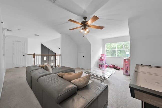 Building Photo - 163 N Concord Forest Cir