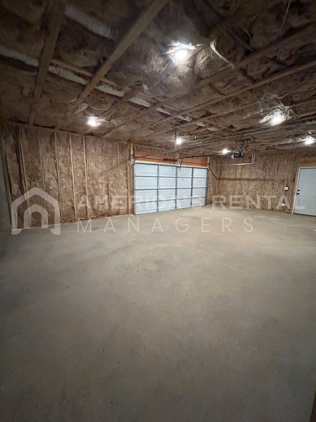 Building Photo - Home for Rent in Bessemer, AL!!! Available to View Now!!!