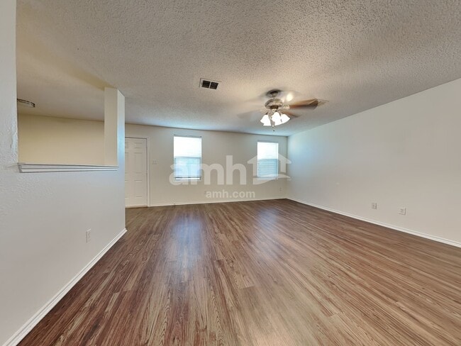 Building Photo - 3030 Dusty Ridge Dr