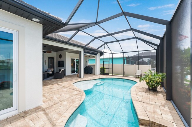 Building Photo - Waterfront home in South Gulf Cove.