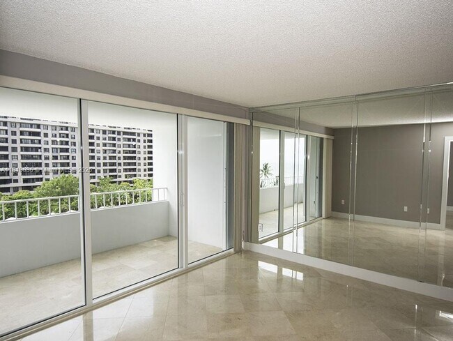 Building Photo - 199 Ocean Ln Dr
