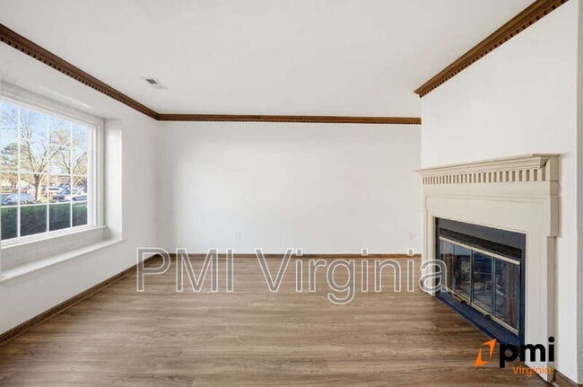 Building Photo - 705 Mill Landing Rd