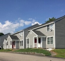 Building Photo - Oak Terrace Townhomes