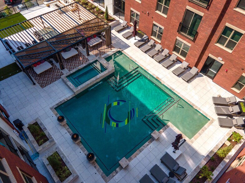 Building Photo - Chelsea