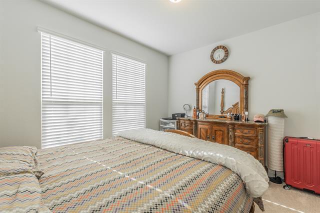 Building Photo - 5544 Crawford Dr