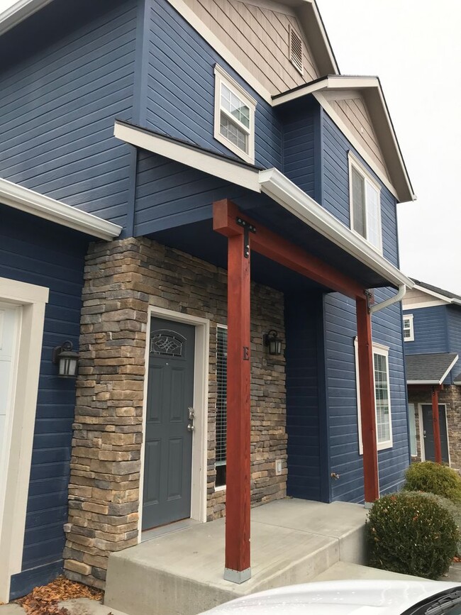 Building Photo - Not Your Typical Rental—And That's A Good Thing!