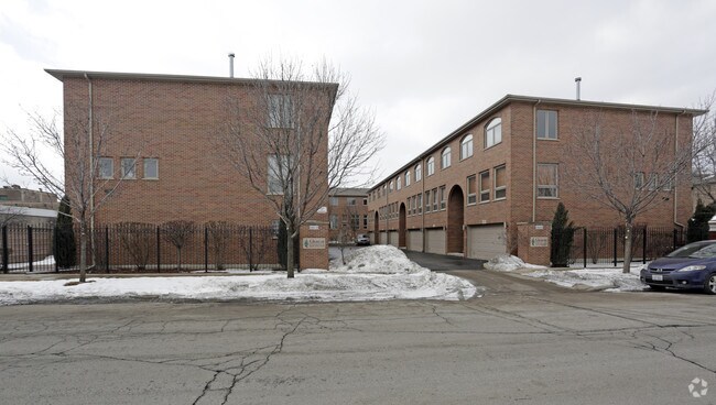 Building Photo - Glencar Estates