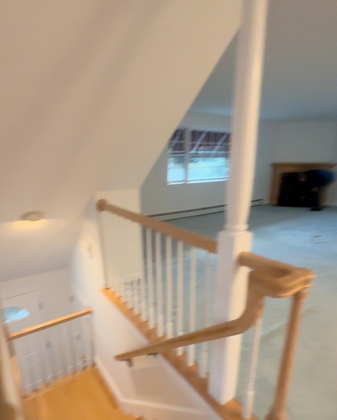 Building Photo - 94 Country Club Dr