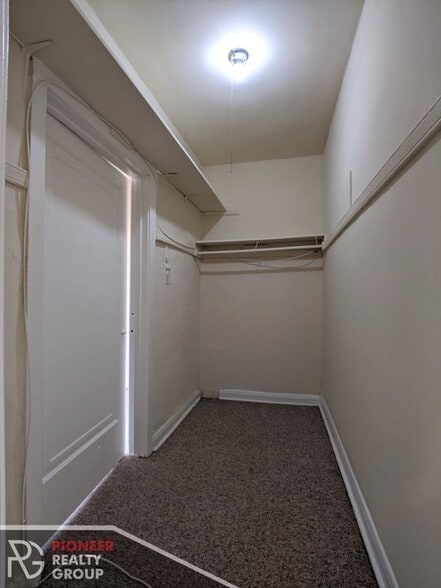 Building Photo - 4829 N Damen Ave