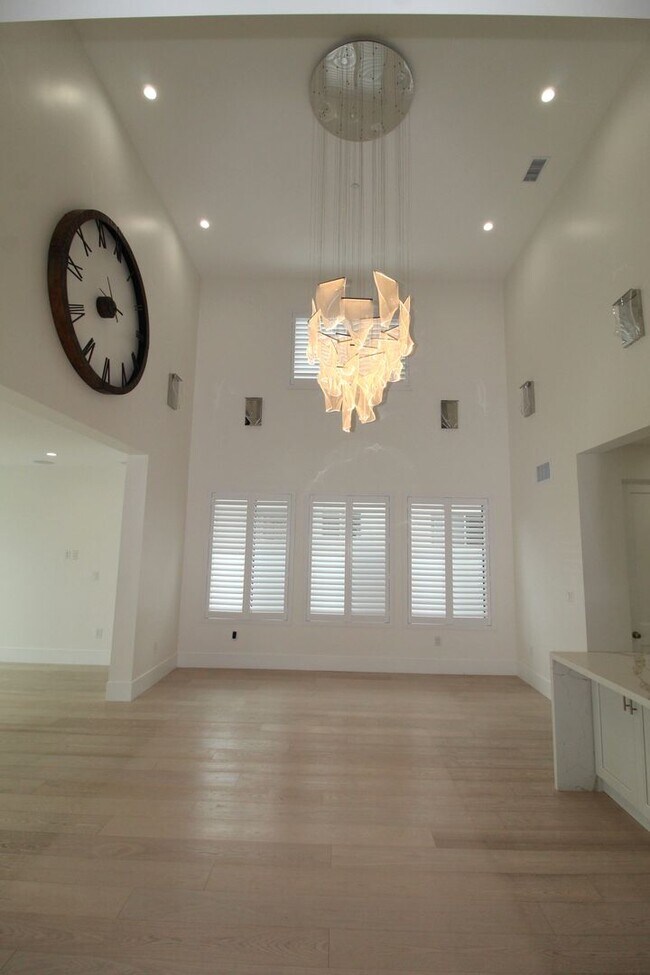 Building Photo - Brand New Custom Home with Ocean Views and...