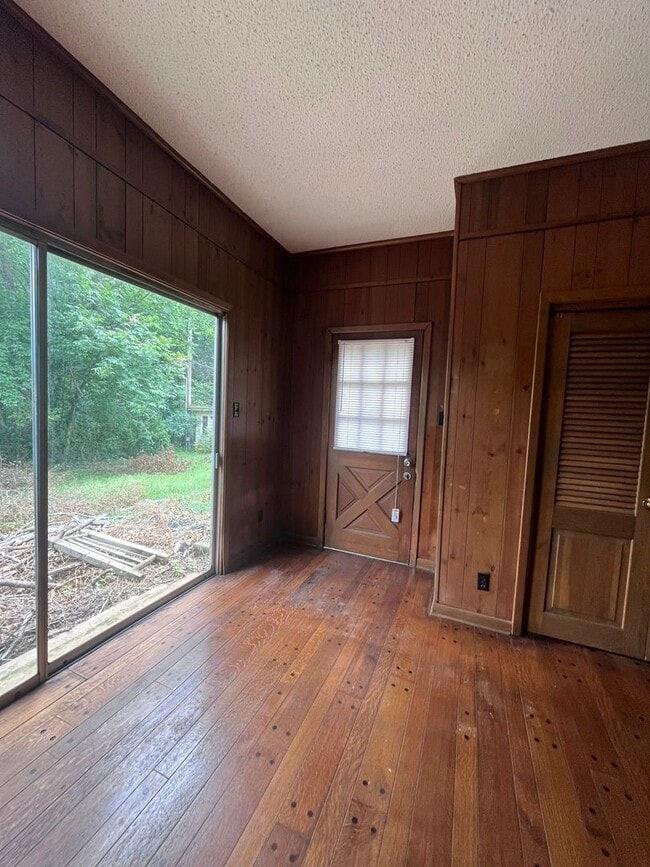Building Photo - 5622 Mason Rd