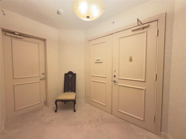 Building Photo - 800 Ocean Dr