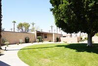 Building Photo - 74196 Catalina Way