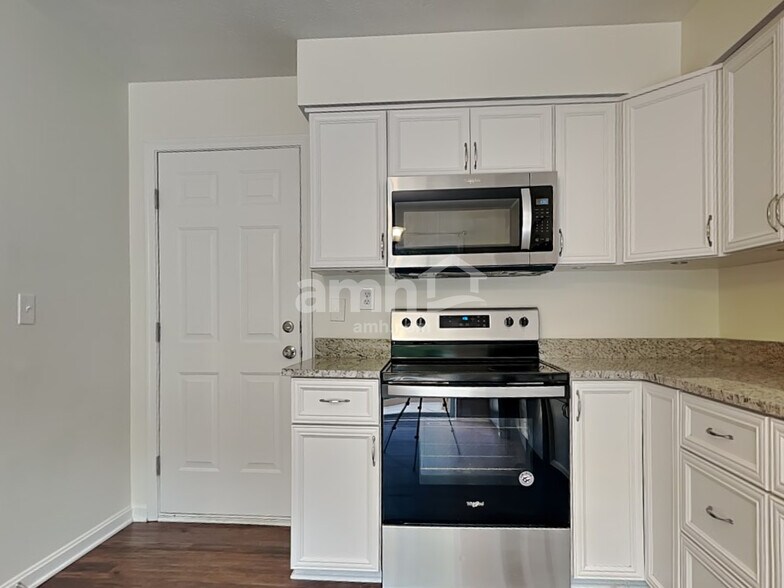 Building Photo - 5001 Open Meadow Dr