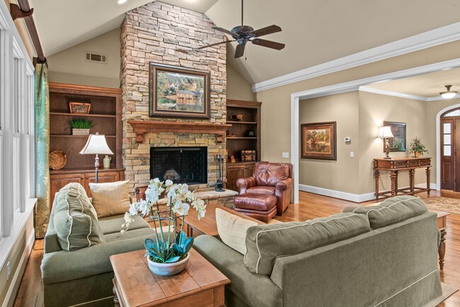 Building Photo - 1171 Wrayswood Cir