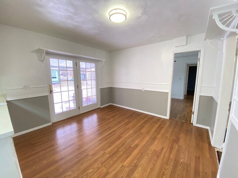 Building Photo - 5414 S Land Ave