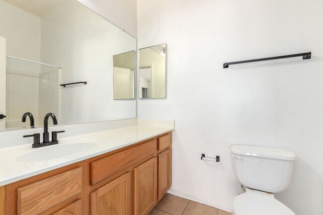 Building Photo - Beautiful Condo in Augusta Ranch (Gate Code: #4278)