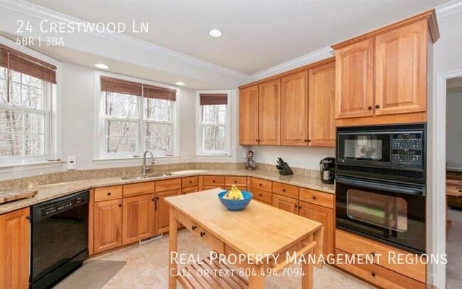 Building Photo - 24 Crestwood Ln