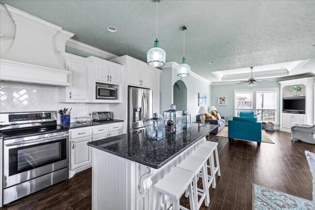 Building Photo - 876 Bowers Ln