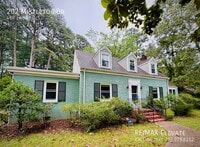 Building Photo - 202 Mistletoe Dr