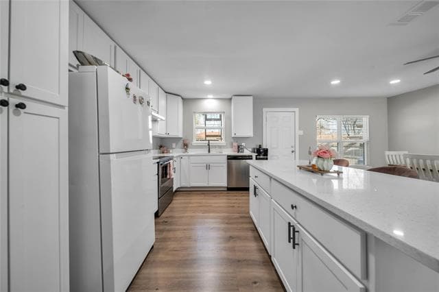 Building Photo - 9255 Palisade Dr