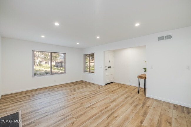 Building Photo - 1116 Nottingwood Cir