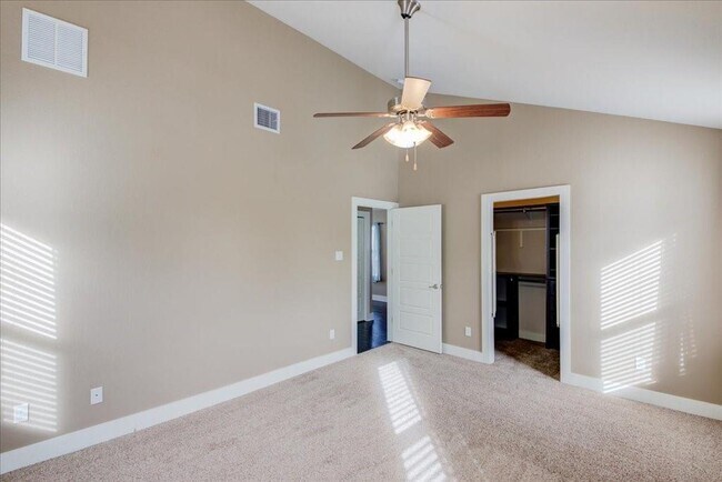 Building Photo - 12212 Tawny Farms Rd