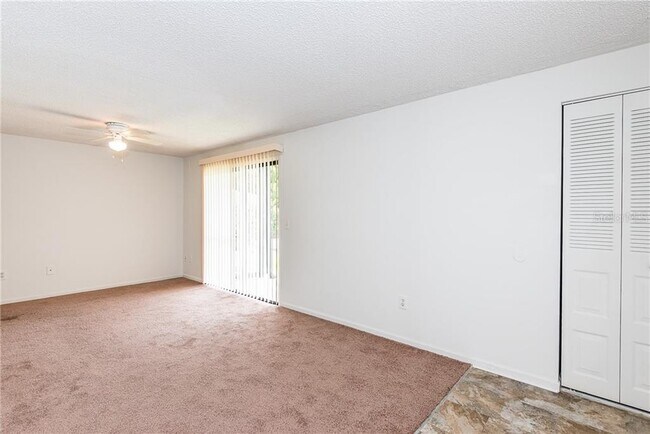 Building Photo - 4022 Beaver Ln