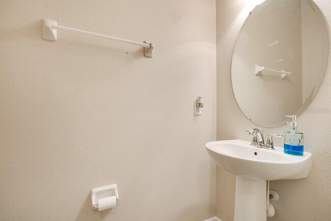 Building Photo - 449 Gee Hammock Ln