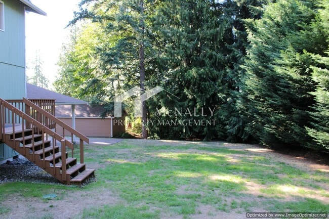 Building Photo - 2 Bedroom, 1.5 Bathroom Townhouse in Port ...