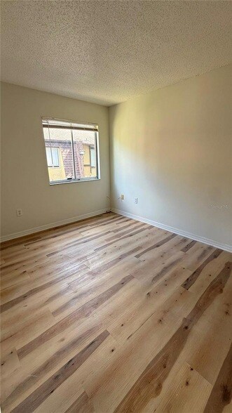 Building Photo - 5012 Downing St