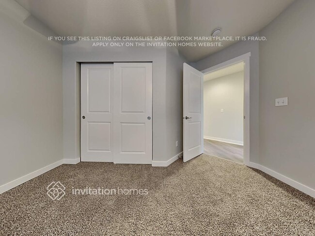 Building Photo - 5204 52nd Way SE