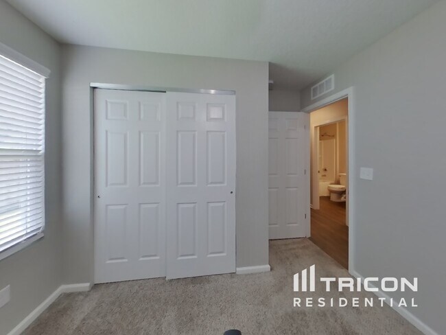 Building Photo - 1312 Sarahs Landing Dr