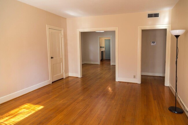 Building Photo - 4127 Prescott Ave