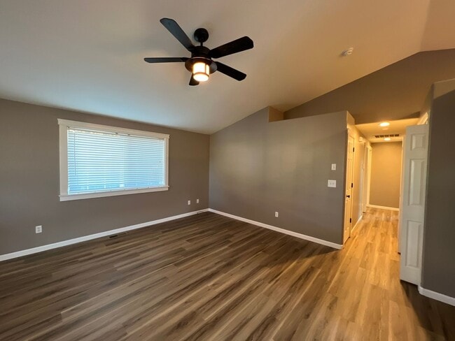 Building Photo - Well Sought-Out Junction City Three Bedroom