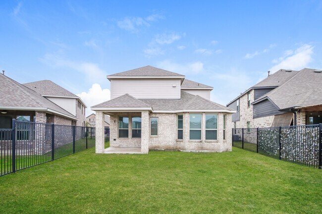 Building Photo - 15758 Cairnwell Bend Dr