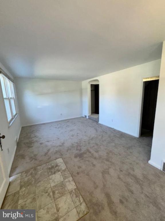 Building Photo - 9 Strathaven Dr