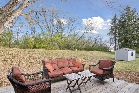 Backyard 1 - 112010 Faber Ln